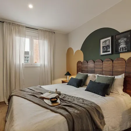 Balat - 2 Bedrooms And Terrace In Eixample Dreta Apartment *
