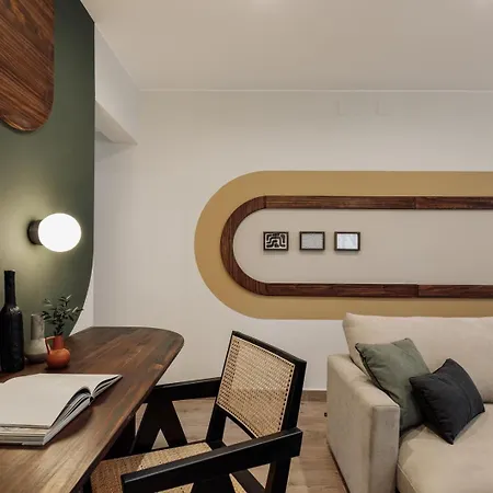 Balat - 2 Bedrooms And Terrace In Eixample Dreta