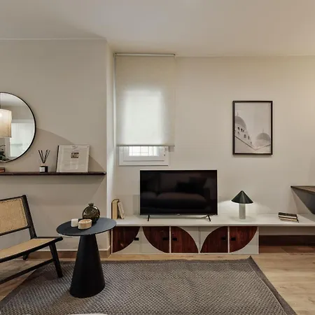 Balat - 2 Bedrooms And Terrace In Eixample Dreta *