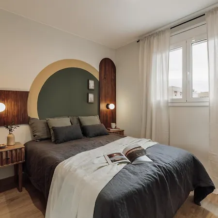 Balat - 2 Bedrooms And Terrace In Eixample Dreta Διαμέρισμα